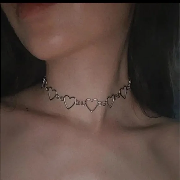 Silver Heart Choker Necklace - Picture 1 of 1